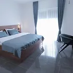 Belvedere A&e Hotel Velika Kladusa