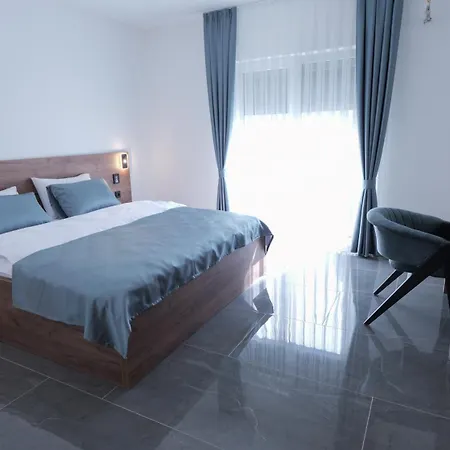 Belvedere A&e Hotel Velika Kladusa