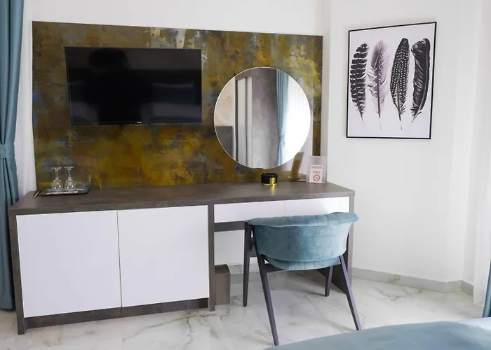 Отель Belvedere A&e 4*